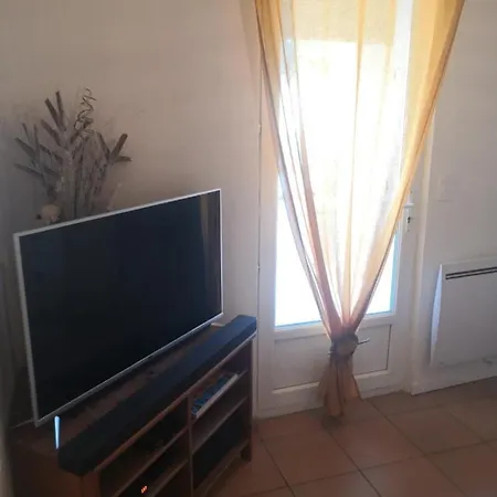 Holiday home Paisible Aux Pieds Des Alpilles, Parking Prive *